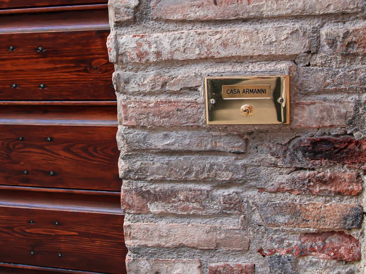 Casa Armanni - La Tua Casa Di Pietra Leilighet Gubbio Eksteriør bilde